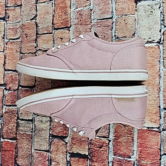 VANS LOWTOP SHOES WOMANS SIZE 8 GUC - Picture 7 of 11